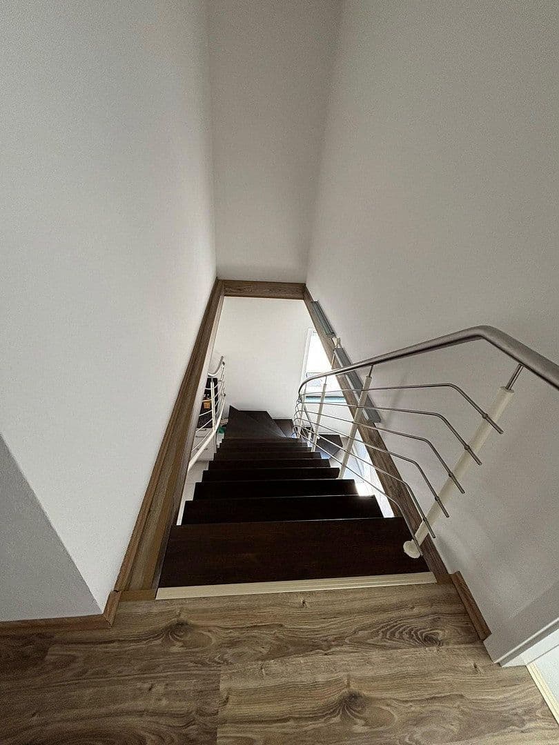 Pronájem bytu 3+1 130 m², Niedenstraße 13, Hilden, Severní Porýní-Vestfálsko Pronájem bytu 3+1 130 m², Niedenstraße 13, Hilden, Severní Porýní-Vestfálsko