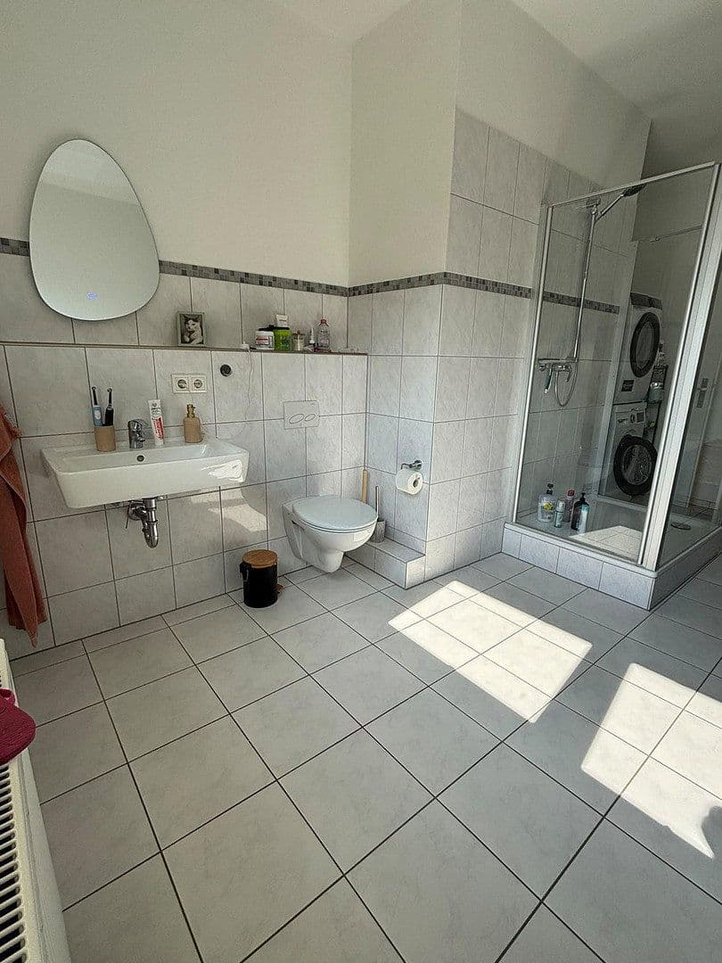 Pronájem bytu 3+1 130 m², Niedenstraße 13, Hilden, Severní Porýní-Vestfálsko Pronájem bytu 3+1 130 m², Niedenstraße 13, Hilden, Severní Porýní-Vestfálsko
