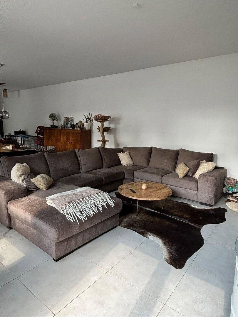 Pronájem bytu 3+1 130 m², Niedenstraße 13, Hilden, Severní Porýní-Vestfálsko Pronájem bytu 3+1 130 m², Niedenstraße 13, Hilden, Severní Porýní-Vestfálsko
