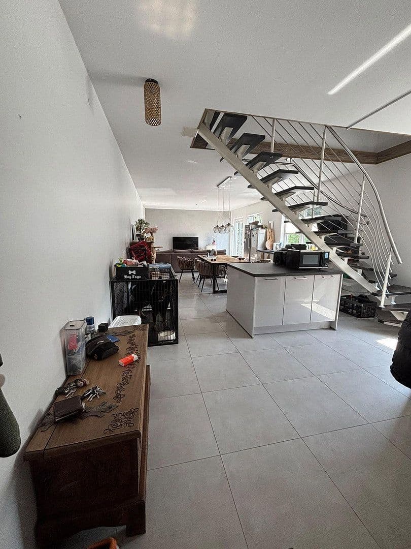 Pronájem bytu 3+1 130 m², Niedenstraße 13, Hilden, Severní Porýní-Vestfálsko Pronájem bytu 3+1 130 m², Niedenstraße 13, Hilden, Severní Porýní-Vestfálsko