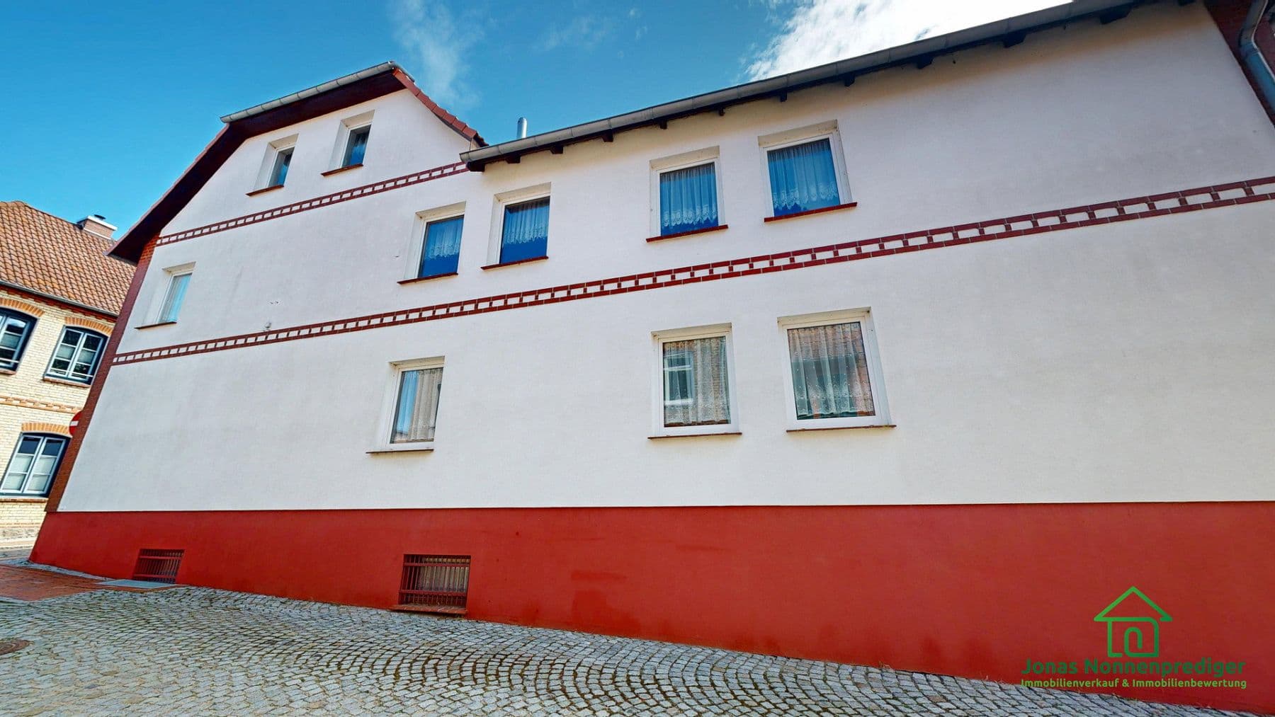 Prodej domu 376 m², pozemek 297 m², Kleiner Spiegelberg 7, Sternberg, Mecklenburg-Vorpommern Prodej domu 376 m², pozemek 297 m², Kleiner Spiegelberg 7, Sternberg, Mecklenburg-Vorpommern