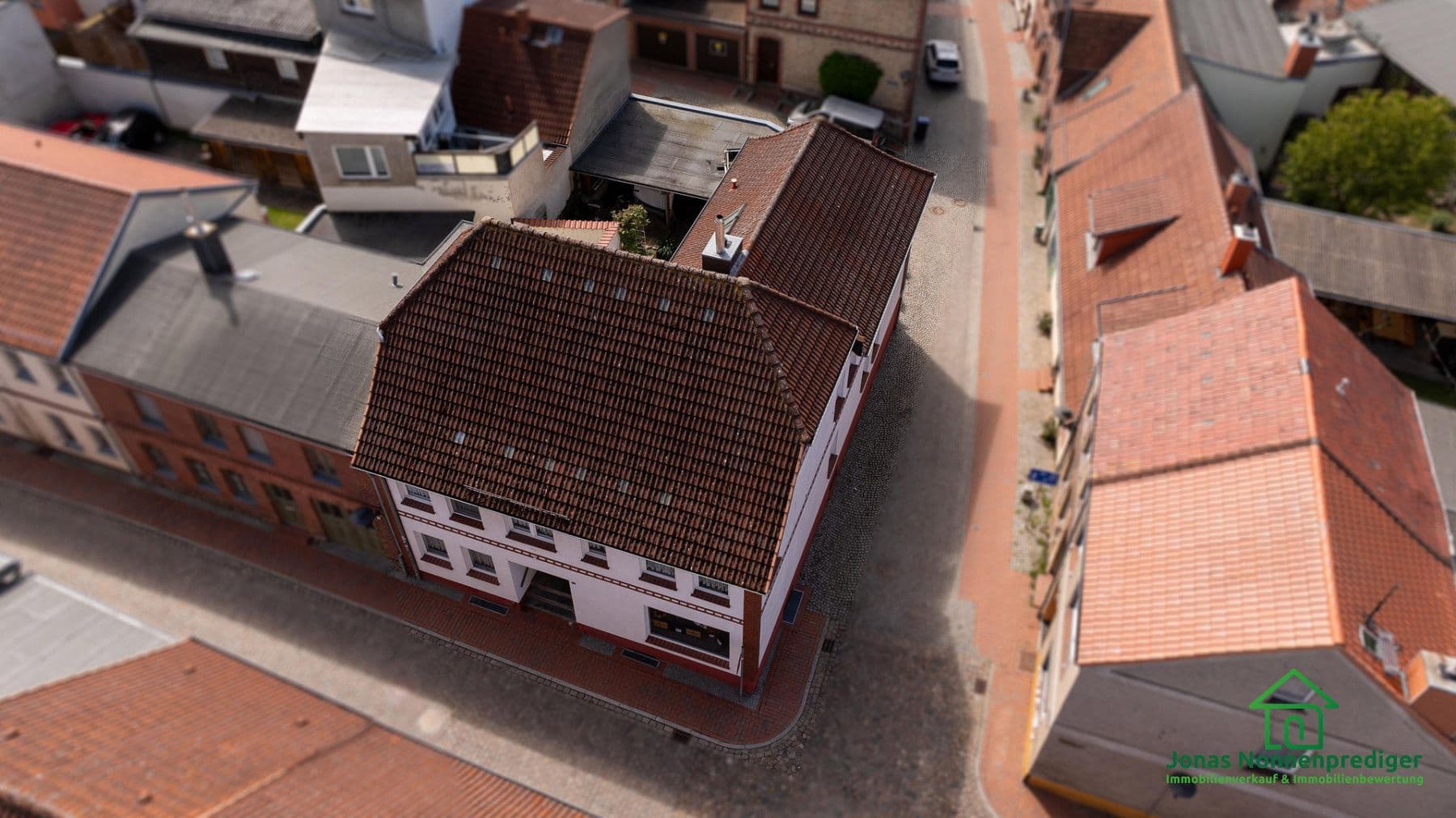 Prodej domu 376 m², pozemek 297 m², Kleiner Spiegelberg 7, Sternberg, Mecklenburg-Vorpommern Prodej domu 376 m², pozemek 297 m², Kleiner Spiegelberg 7, Sternberg, Mecklenburg-Vorpommern