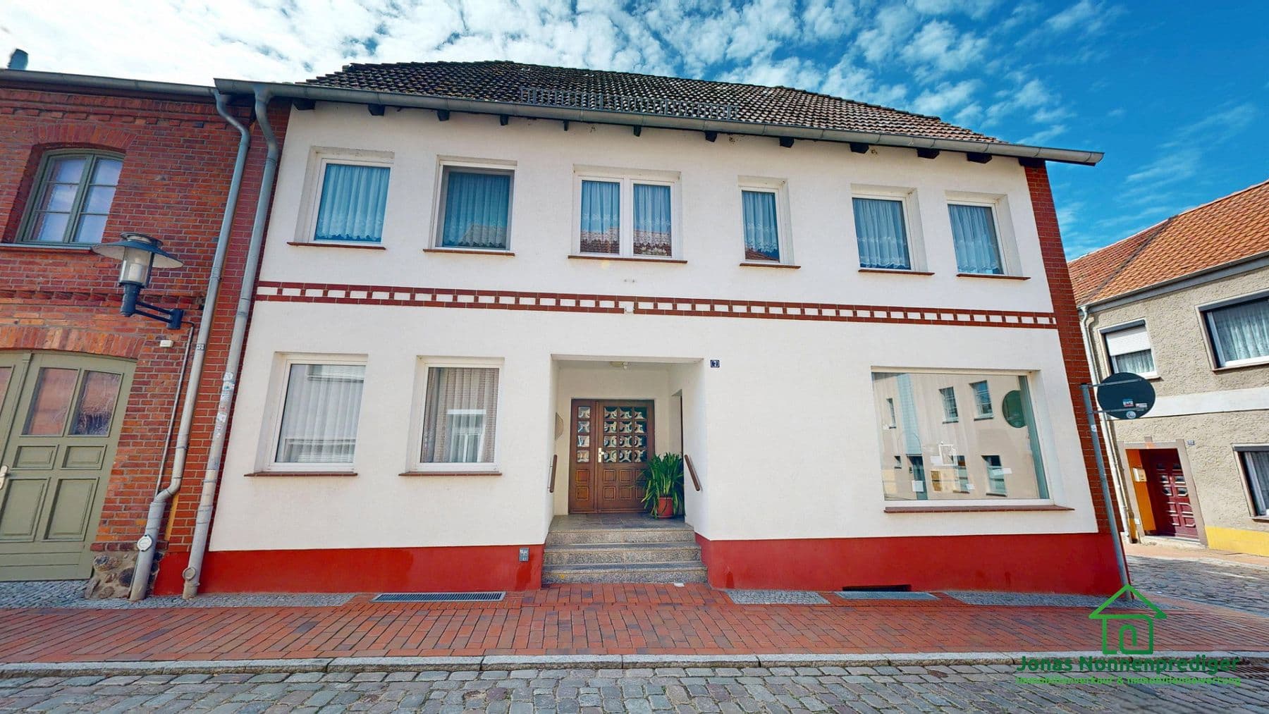 Prodej domu 376 m², pozemek 297 m², Kleiner Spiegelberg 7, Sternberg, Mecklenburg-Vorpommern Prodej domu 376 m², pozemek 297 m², Kleiner Spiegelberg 7, Sternberg, Mecklenburg-Vorpommern
