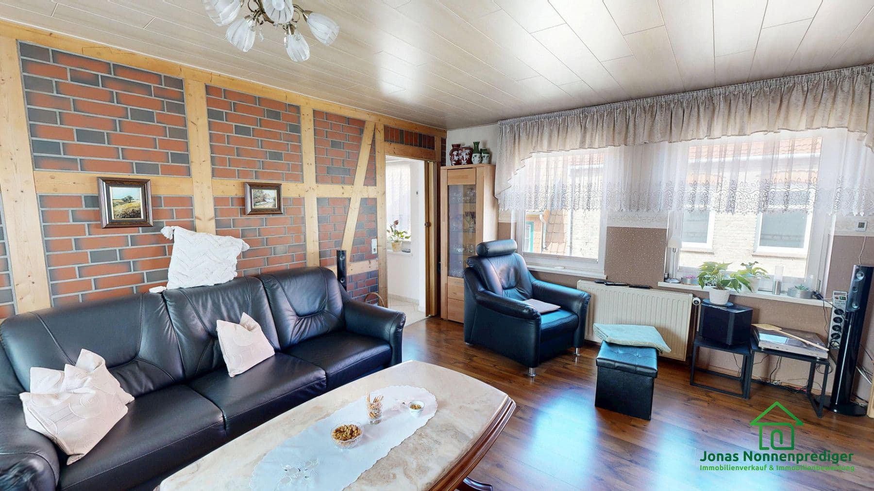 Prodej domu 376 m², pozemek 297 m², Kleiner Spiegelberg 7, Sternberg, Mecklenburg-Vorpommern Prodej domu 376 m², pozemek 297 m², Kleiner Spiegelberg 7, Sternberg, Mecklenburg-Vorpommern