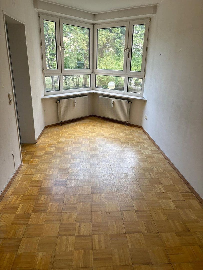 Pronájem bytu 3+1 81 m², Fritz-Kortner-Bogen 23, München, Bavorsko Pronájem bytu 3+1 81 m², Fritz-Kortner-Bogen 23, München, Bavorsko