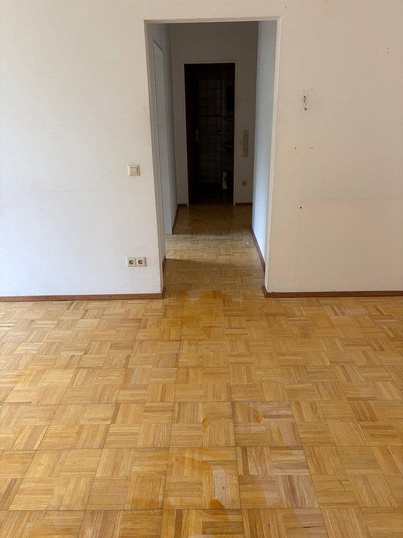 Pronájem bytu 3+1 81 m², Fritz-Kortner-Bogen 23, München, Bavorsko Pronájem bytu 3+1 81 m², Fritz-Kortner-Bogen 23, München, Bavorsko