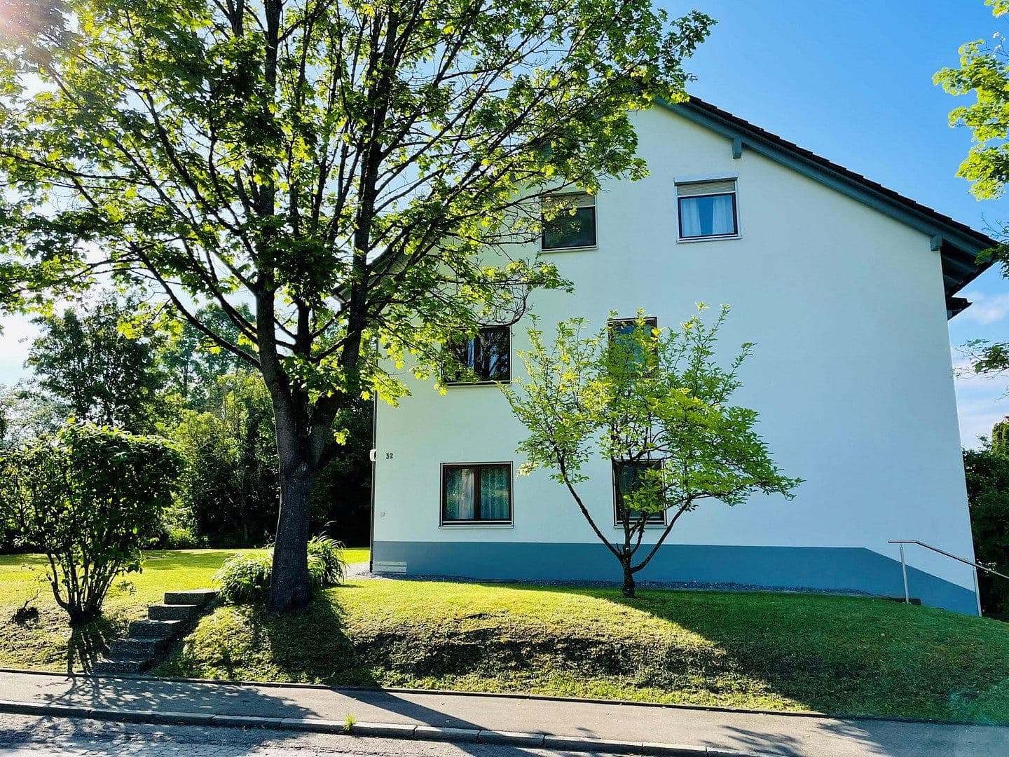 Pronájem bytu 3+1 80 m², Uhlandstrasse 32, Überlingen, Bádensko-Württembersko Pronájem bytu 3+1 80 m², Uhlandstrasse 32, Überlingen, Bádensko-Württembersko