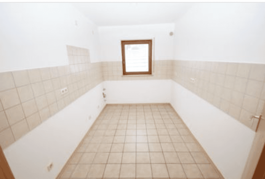 Pronájem bytu 3+1 80 m², Uhlandstrasse 32, Überlingen, Bádensko-Württembersko Pronájem bytu 3+1 80 m², Uhlandstrasse 32, Überlingen, Bádensko-Württembersko