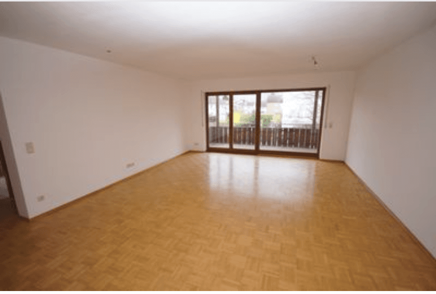 Pronájem bytu 3+1 80 m², Uhlandstrasse 32, Überlingen, Bádensko-Württembersko Pronájem bytu 3+1 80 m², Uhlandstrasse 32, Überlingen, Bádensko-Württembersko
