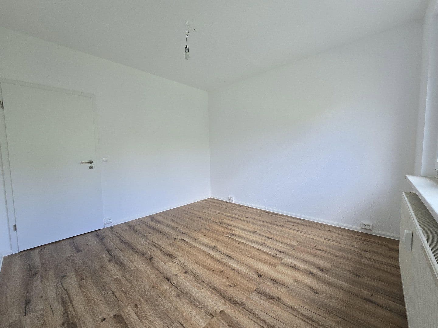 Pronájem bytu 3+1 69 m², Faleska Meinig Str. 12, Chemnitz, Sasko Pronájem bytu 3+1 69 m², Faleska Meinig Str. 12, Chemnitz, Sasko
