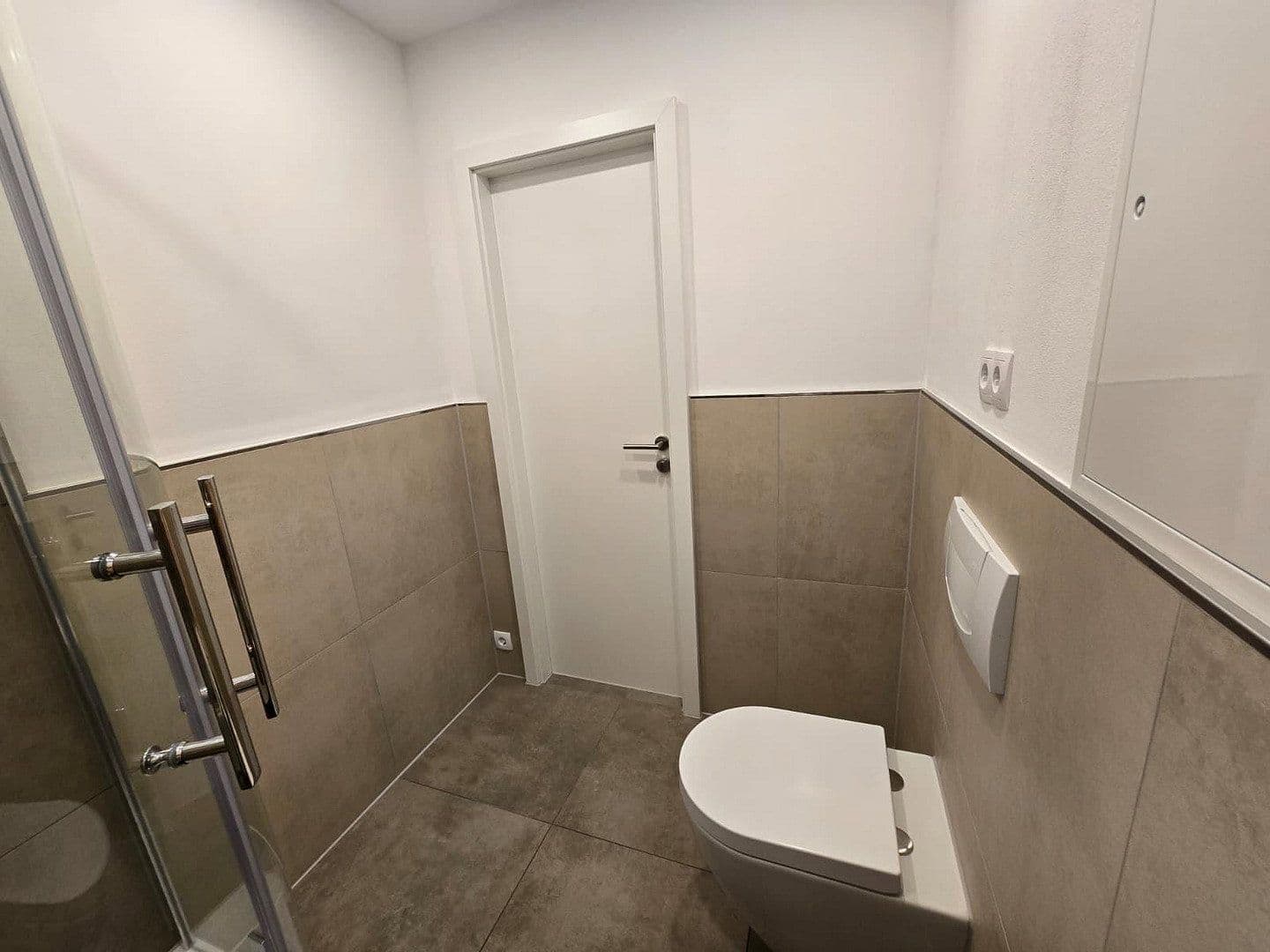 Pronájem bytu 3+1 69 m², Faleska Meinig Str. 12, Chemnitz, Sasko Pronájem bytu 3+1 69 m², Faleska Meinig Str. 12, Chemnitz, Sasko