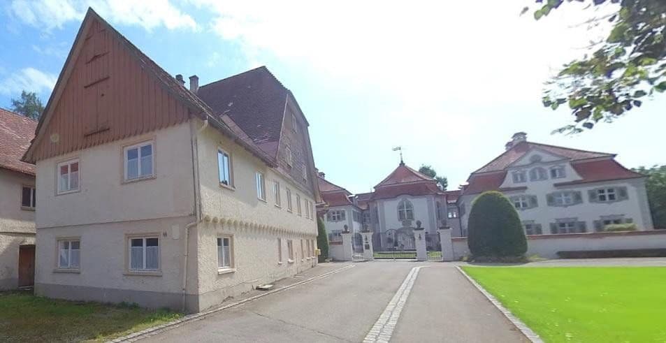 Prodej domu 700 m², pozemek 910 m², Leutkirch im Allgäu, Bádensko-Württembersko Prodej domu 700 m², pozemek 910 m², Leutkirch im Allgäu, Bádensko-Württembersko