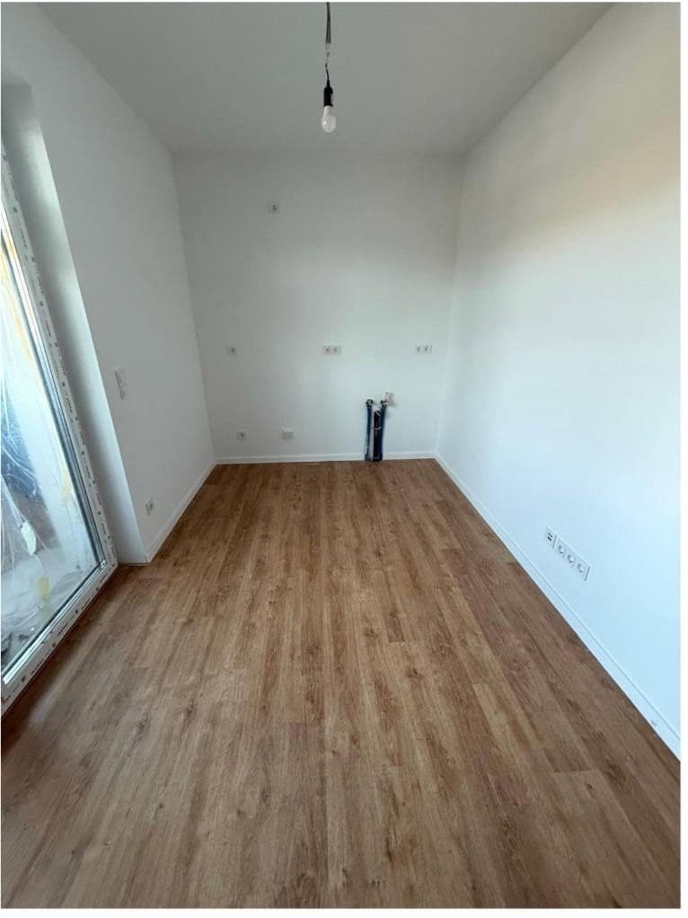 Pronájem bytu 1+1 30 m², Rembrandtstraße 20, Berlin, Berlín Pronájem bytu 1+1 30 m², Rembrandtstraße 20, Berlin, Berlín