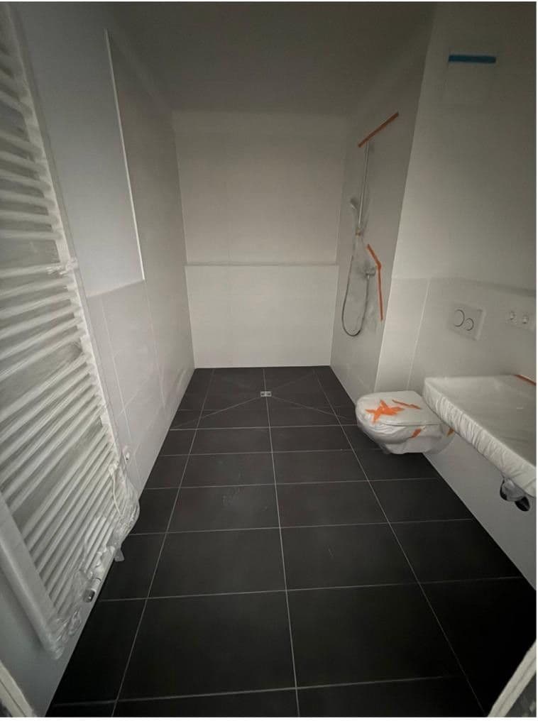 Pronájem bytu 1+1 30 m², Rembrandtstraße 20, Berlin, Berlín Pronájem bytu 1+1 30 m², Rembrandtstraße 20, Berlin, Berlín