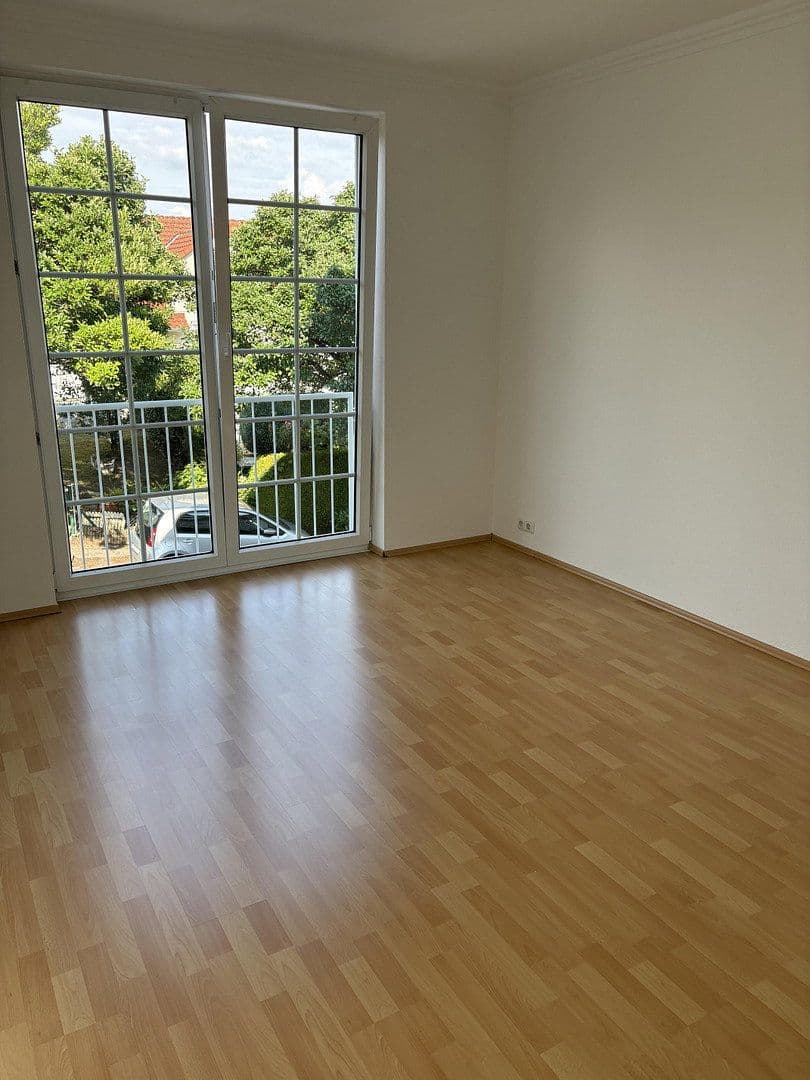 Pronájem bytu 3+1 110 m², Frankfurt am Main, Hessen Pronájem bytu 3+1 110 m², Frankfurt am Main, Hessen