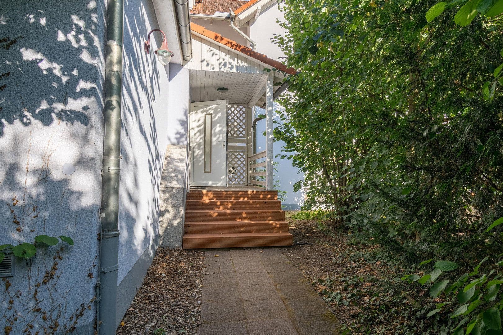 Pronájem domu 200 m², pozemek 340 m², Buchwaldstr. 1, Dreieich, Hessen Pronájem domu 200 m², pozemek 340 m², Buchwaldstr. 1, Dreieich, Hessen
