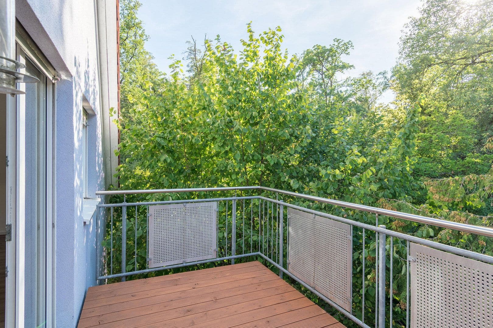 Pronájem domu 200 m², pozemek 340 m², Buchwaldstr. 1, Dreieich, Hessen Pronájem domu 200 m², pozemek 340 m², Buchwaldstr. 1, Dreieich, Hessen