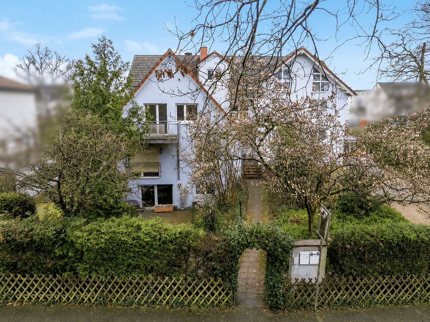 Pronájem domu 200 m², pozemek 340 m², Buchwaldstr. 1, Dreieich, Hessen Pronájem domu 200 m², pozemek 340 m², Buchwaldstr. 1, Dreieich, Hessen