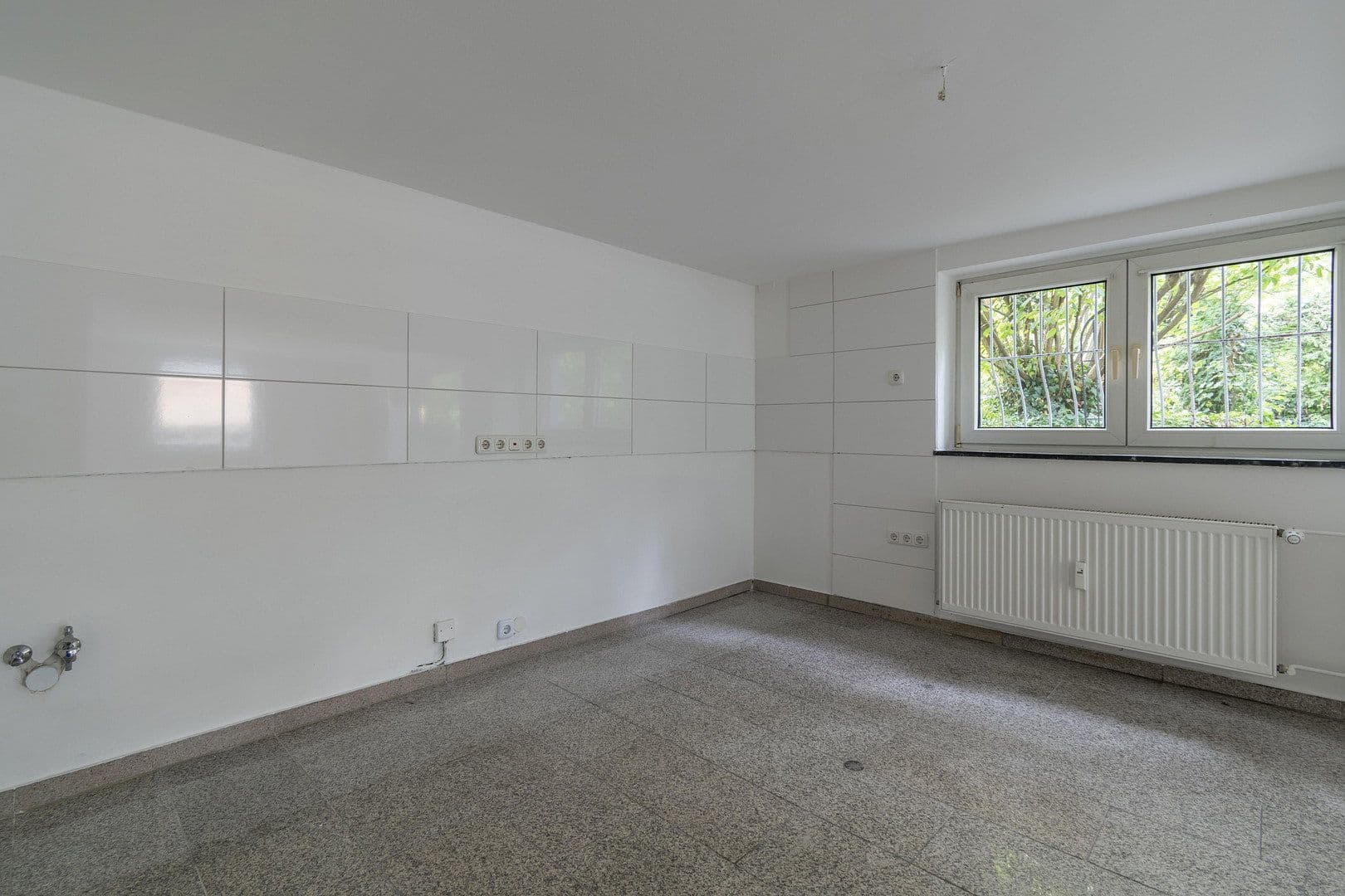 Pronájem domu 200 m², pozemek 340 m², Buchwaldstr. 1, Dreieich, Hessen Pronájem domu 200 m², pozemek 340 m², Buchwaldstr. 1, Dreieich, Hessen