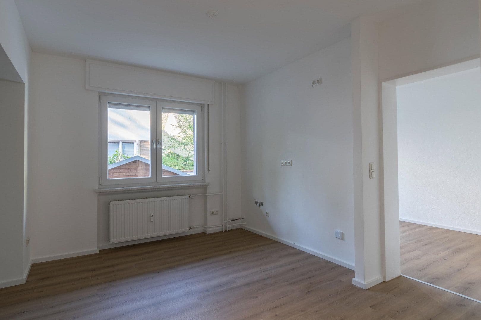 Pronájem domu 200 m², pozemek 340 m², Buchwaldstr. 1, Dreieich, Hessen Pronájem domu 200 m², pozemek 340 m², Buchwaldstr. 1, Dreieich, Hessen
