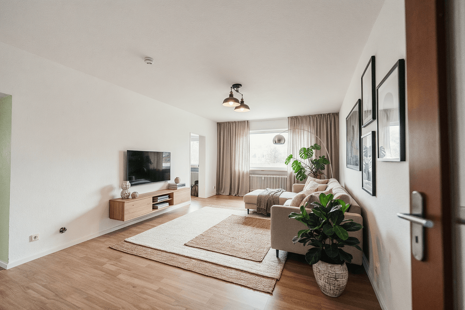 Pronájem bytu 2+1 58 m², 2-Zimmer-Wohnung mit Balkon in guter Lage von Mannheim-Sandhofen, Mannheim, Bádensko-Württembersko Pronájem bytu 2+1 58 m², 2-Zimmer-Wohnung mit Balkon in guter Lage von Mannheim-Sandhofen, Mannheim, Bádensko-Württembersko