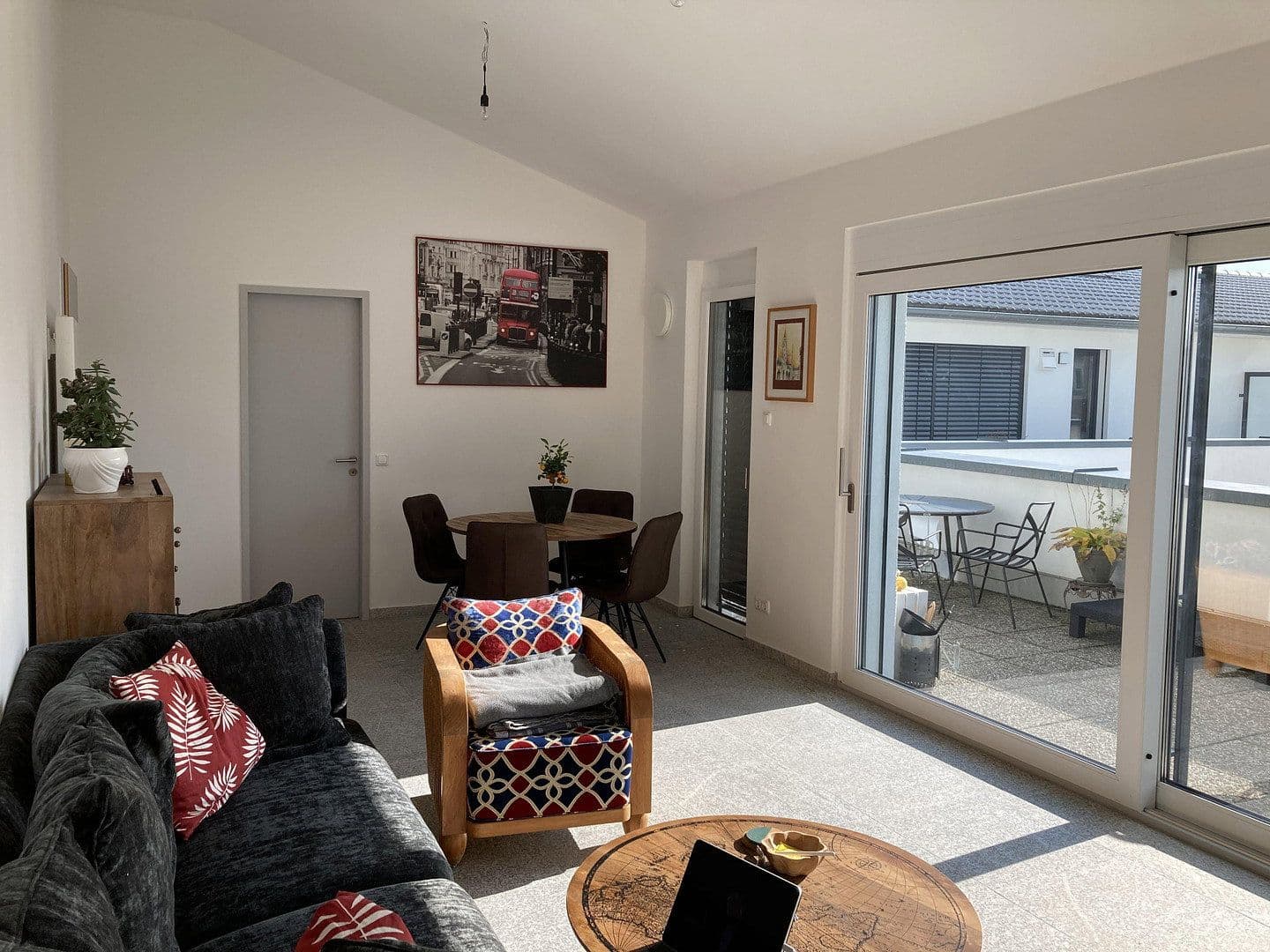 Pronájem bytu 3+1 106 m², Franz Marc Str 1c, Puchheim, Bavorsko Pronájem bytu 3+1 106 m², Franz Marc Str 1c, Puchheim, Bavorsko