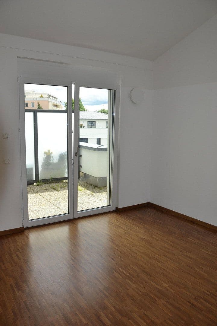 Pronájem bytu 3+1 106 m², Franz Marc Str 1c, Puchheim, Bavorsko Pronájem bytu 3+1 106 m², Franz Marc Str 1c, Puchheim, Bavorsko