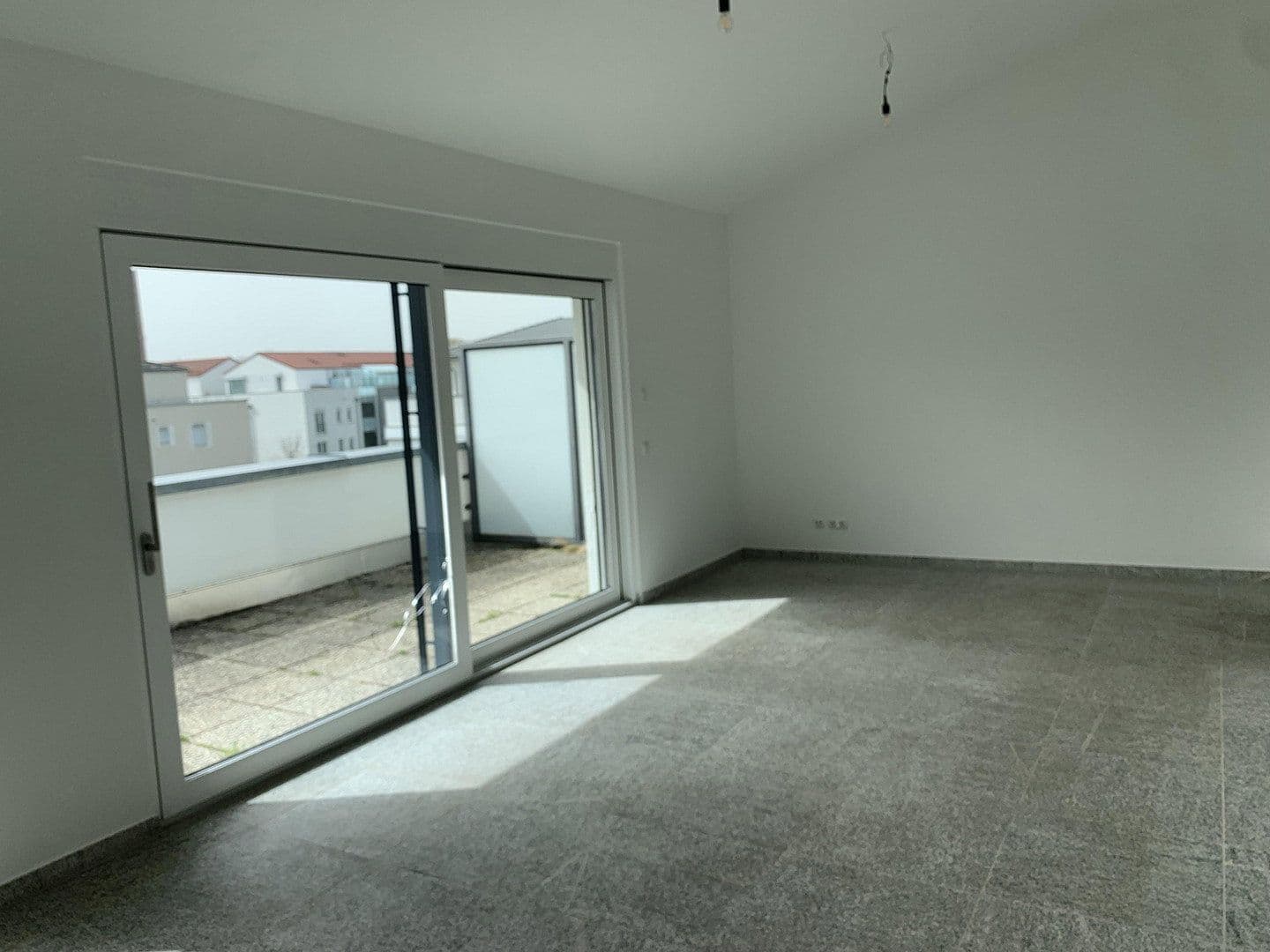 Pronájem bytu 3+1 106 m², Franz Marc Str 1c, Puchheim, Bavorsko Pronájem bytu 3+1 106 m², Franz Marc Str 1c, Puchheim, Bavorsko