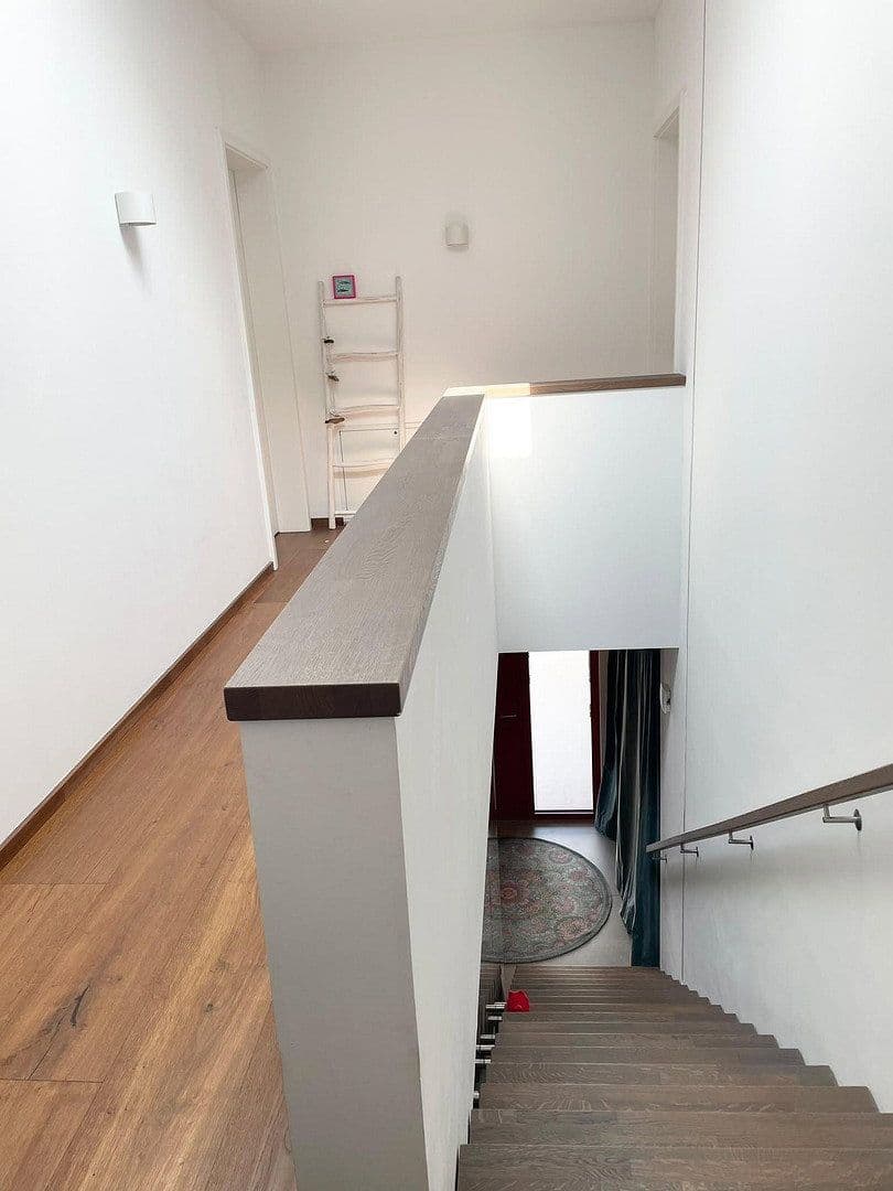 Prodej domu 238 m², pozemek 591 m², weiße Erde 35, Euskirchen, Severní Porýní-Vestfálsko Prodej domu 238 m², pozemek 591 m², weiße Erde 35, Euskirchen, Severní Porýní-Vestfálsko