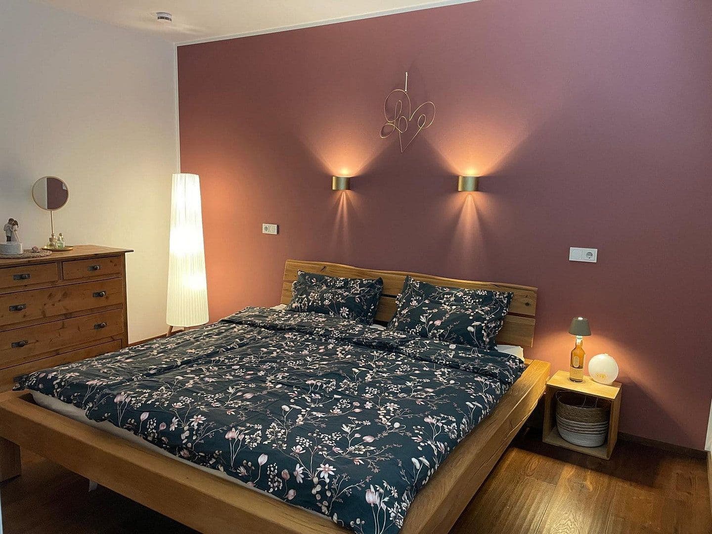 Prodej domu 238 m², pozemek 591 m², weiße Erde 35, Euskirchen, Severní Porýní-Vestfálsko Prodej domu 238 m², pozemek 591 m², weiße Erde 35, Euskirchen, Severní Porýní-Vestfálsko