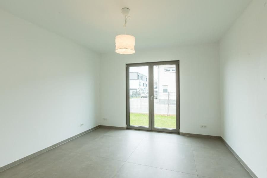 Prodej domu 238 m², pozemek 591 m², weiße Erde 35, Euskirchen, Severní Porýní-Vestfálsko Prodej domu 238 m², pozemek 591 m², weiße Erde 35, Euskirchen, Severní Porýní-Vestfálsko