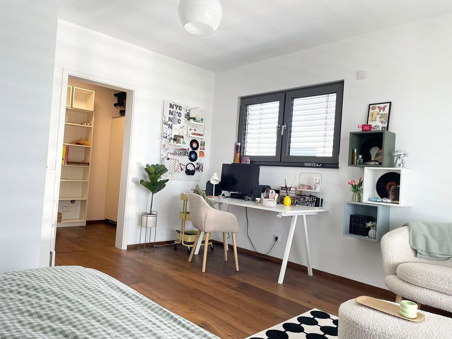 Prodej domu 238 m², pozemek 591 m², weiße Erde 35, Euskirchen, Severní Porýní-Vestfálsko Prodej domu 238 m², pozemek 591 m², weiße Erde 35, Euskirchen, Severní Porýní-Vestfálsko