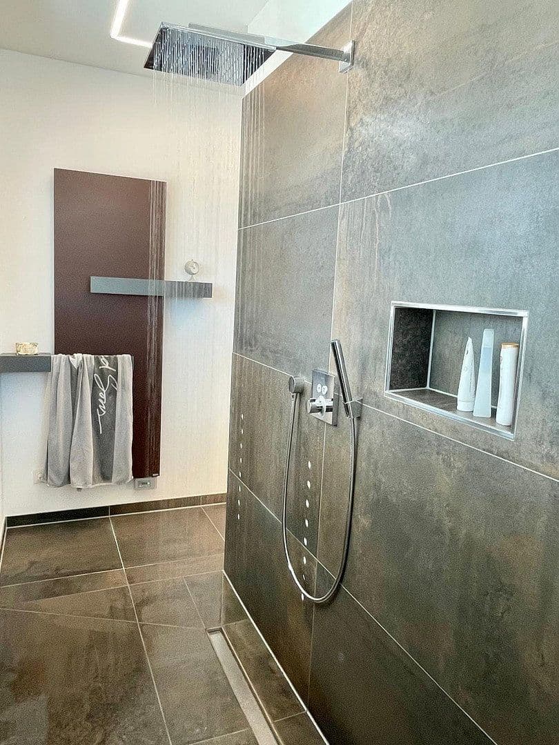 Prodej domu 238 m², pozemek 591 m², weiße Erde 35, Euskirchen, Severní Porýní-Vestfálsko Prodej domu 238 m², pozemek 591 m², weiße Erde 35, Euskirchen, Severní Porýní-Vestfálsko
