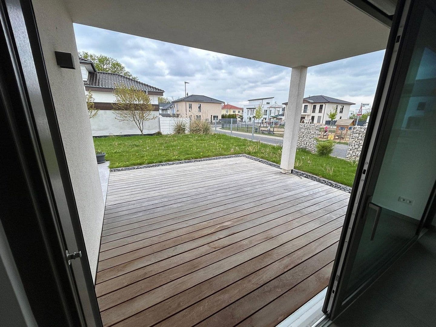 Prodej domu 238 m², pozemek 591 m², weiße Erde 35, Euskirchen, Severní Porýní-Vestfálsko Prodej domu 238 m², pozemek 591 m², weiße Erde 35, Euskirchen, Severní Porýní-Vestfálsko
