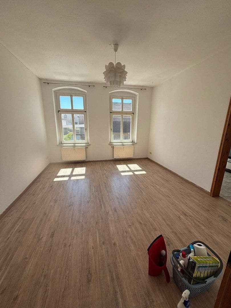 Prodej domu 508 m², pozemek 440 m², Sachsenstr. 23, Frankenberg/Sachsen, Sasko Prodej domu 508 m², pozemek 440 m², Sachsenstr. 23, Frankenberg/Sachsen, Sasko