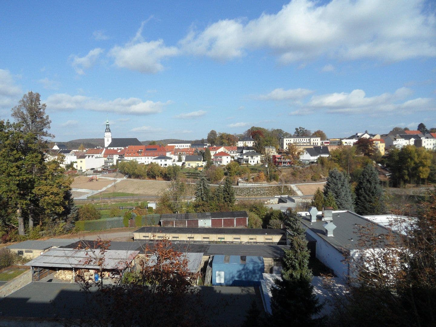 Prodej domu 508 m², pozemek 440 m², Sachsenstr. 23, Frankenberg/Sachsen, Sasko Prodej domu 508 m², pozemek 440 m², Sachsenstr. 23, Frankenberg/Sachsen, Sasko