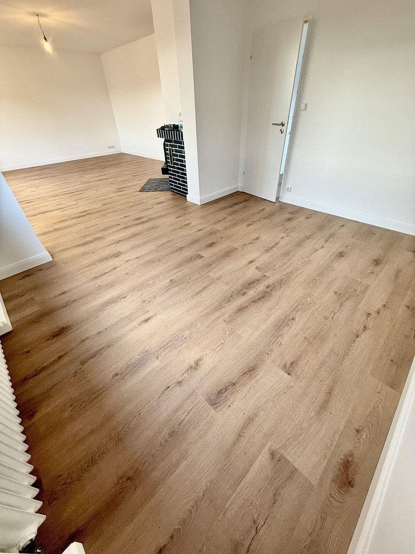 Pronájem bytu 3+1 102 m², Wiesbaden, Hessen Pronájem bytu 3+1 102 m², Wiesbaden, Hessen