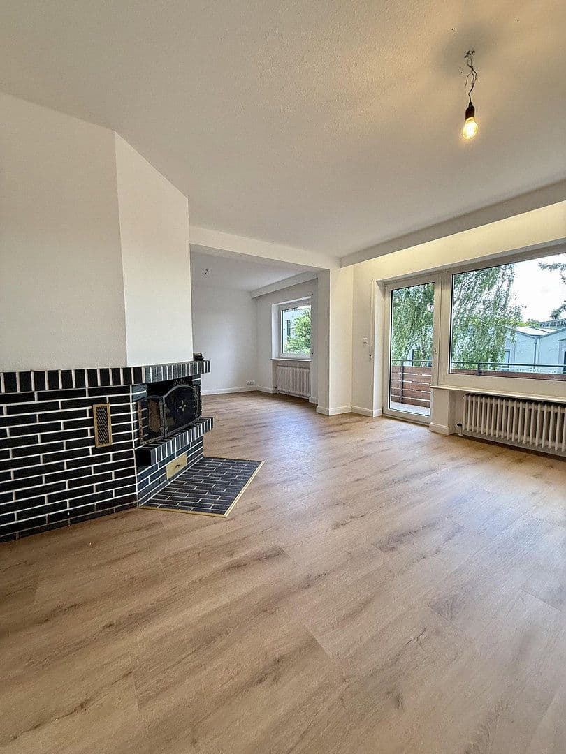 Pronájem bytu 3+1 102 m², Wiesbaden, Hessen Pronájem bytu 3+1 102 m², Wiesbaden, Hessen