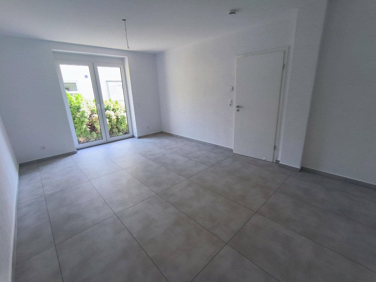 Pronájem bytu 4+1 100 m², Brigachtal, Bádensko-Württembersko Pronájem bytu 4+1 100 m², Brigachtal, Bádensko-Württembersko