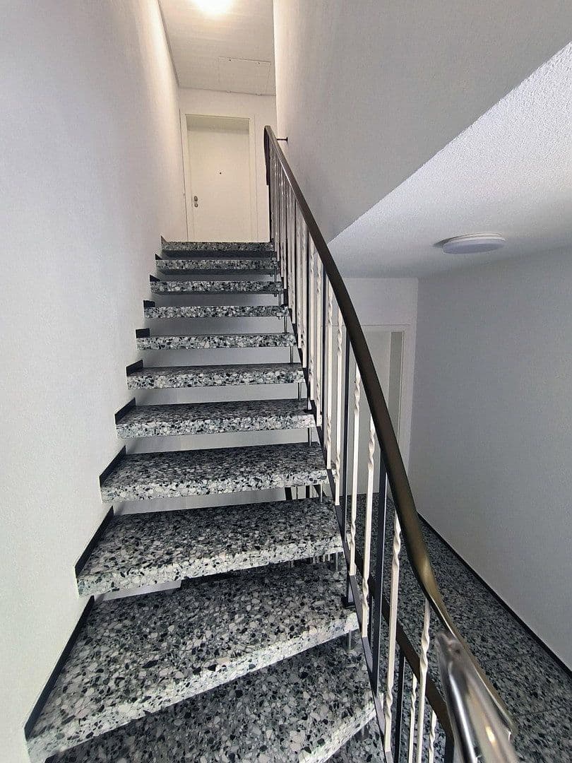Pronájem bytu 4+1 100 m², Brigachtal, Bádensko-Württembersko Pronájem bytu 4+1 100 m², Brigachtal, Bádensko-Württembersko