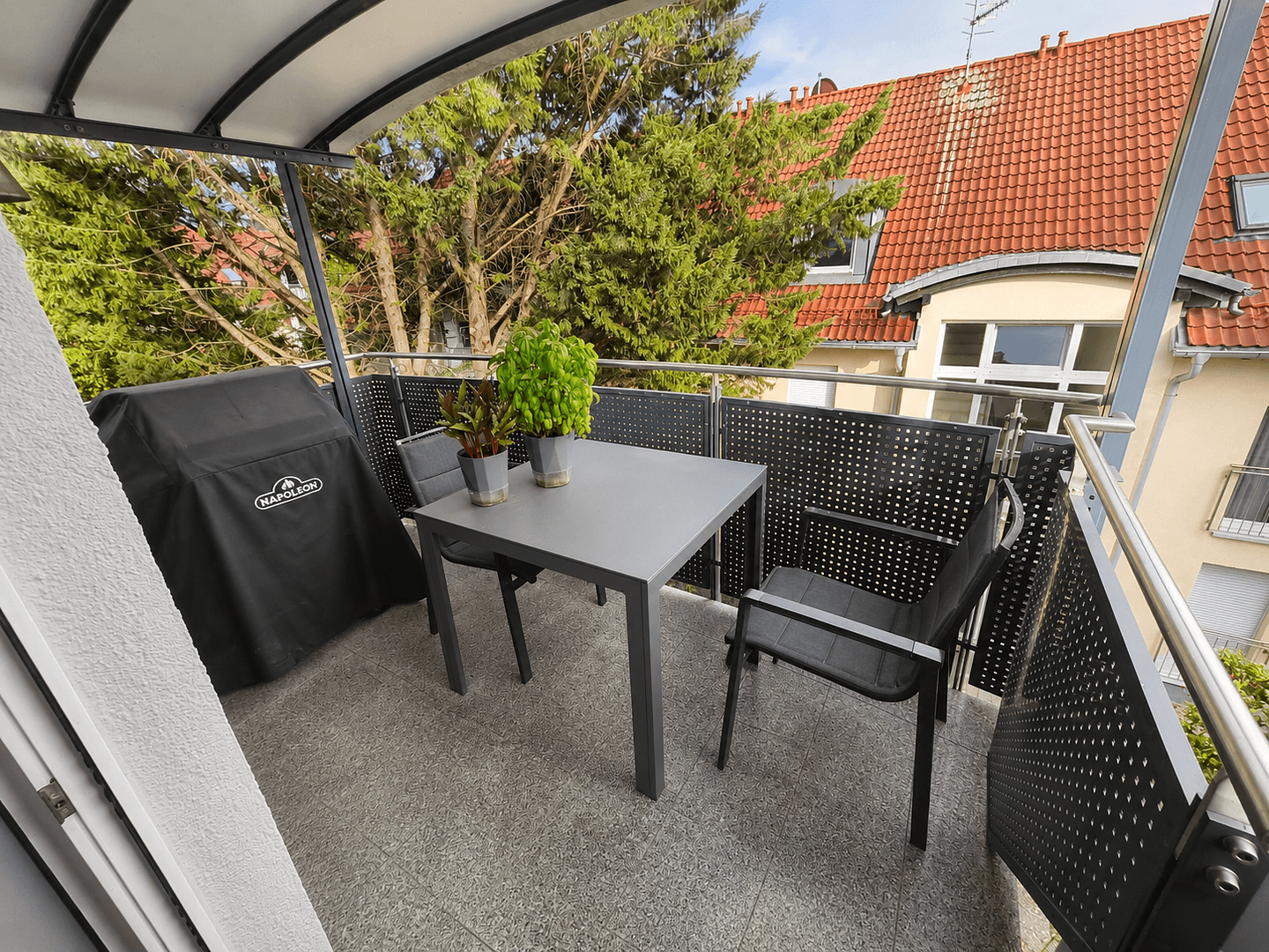 Pronájem bytu 1+kk 39 m², Aschheimer Straße 8, Feldkirchen, Bavorsko Pronájem bytu 1+kk 39 m², Aschheimer Straße 8, Feldkirchen, Bavorsko