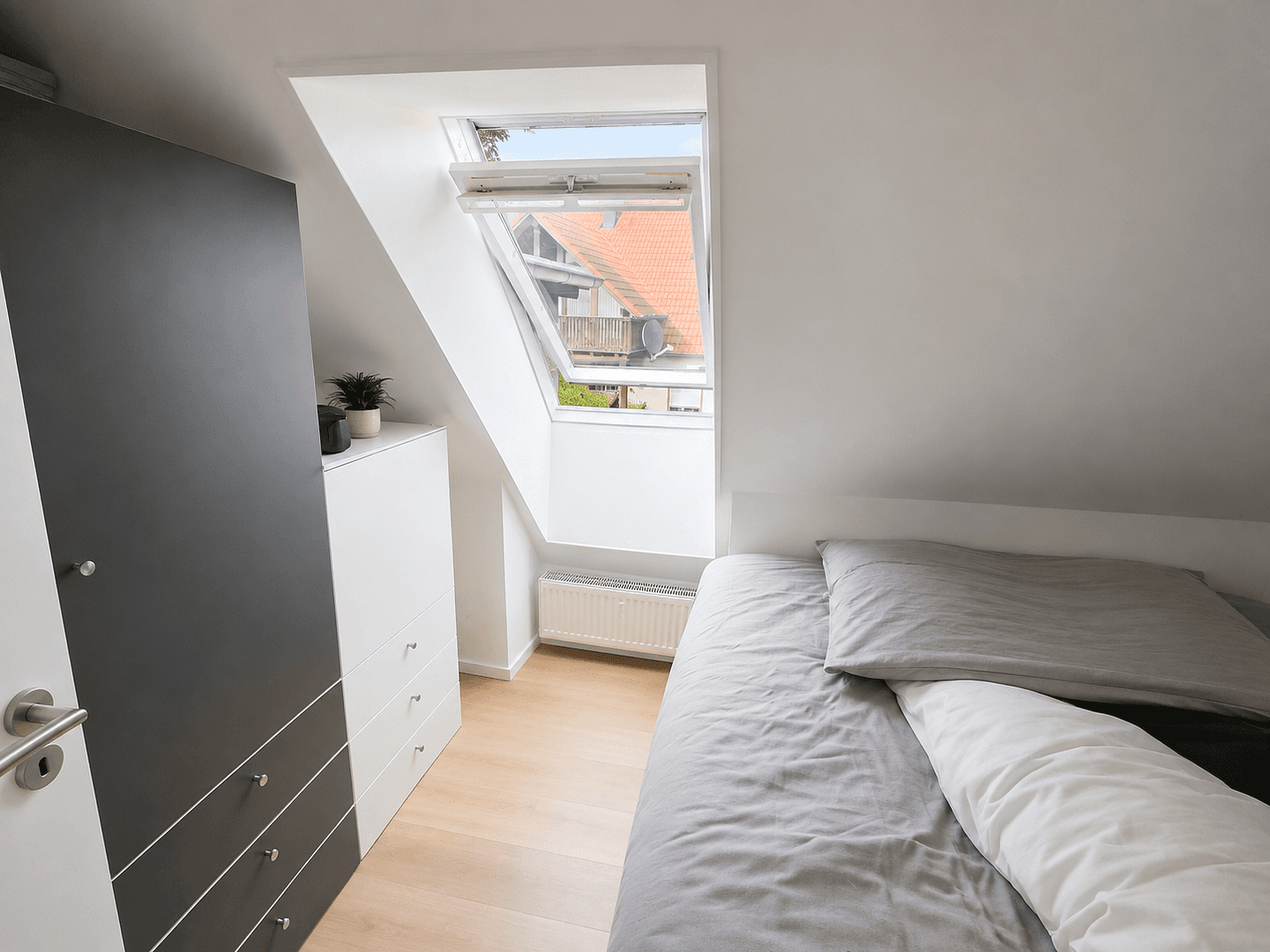 Pronájem bytu 1+kk 39 m², Aschheimer Straße 8, Feldkirchen, Bavorsko Pronájem bytu 1+kk 39 m², Aschheimer Straße 8, Feldkirchen, Bavorsko