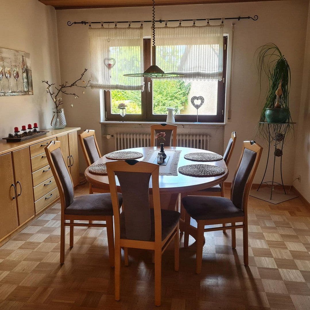 Pronájem bytu 5+1 135 m², Alzenau, Bavorsko Pronájem bytu 5+1 135 m², Alzenau, Bavorsko
