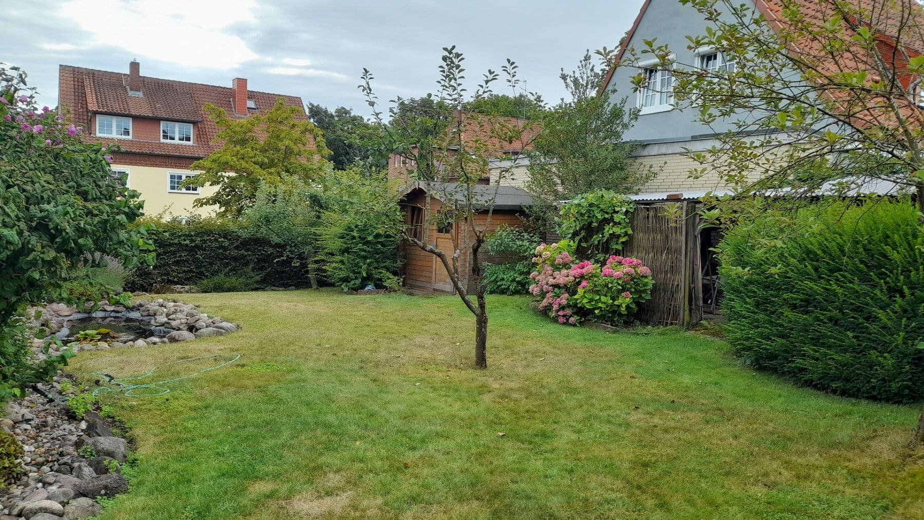 Prodej domu 170 m², pozemek 651 m², Lüneburg, Dolní Sasko Prodej domu 170 m², pozemek 651 m², Lüneburg, Dolní Sasko