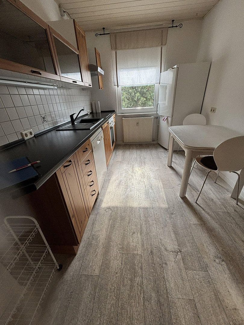 Pronájem bytu 3+1 90 m², Peine, Dolní Sasko Pronájem bytu 3+1 90 m², Peine, Dolní Sasko