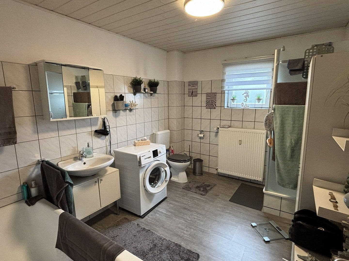 Pronájem bytu 3+1 90 m², Peine, Dolní Sasko Pronájem bytu 3+1 90 m², Peine, Dolní Sasko