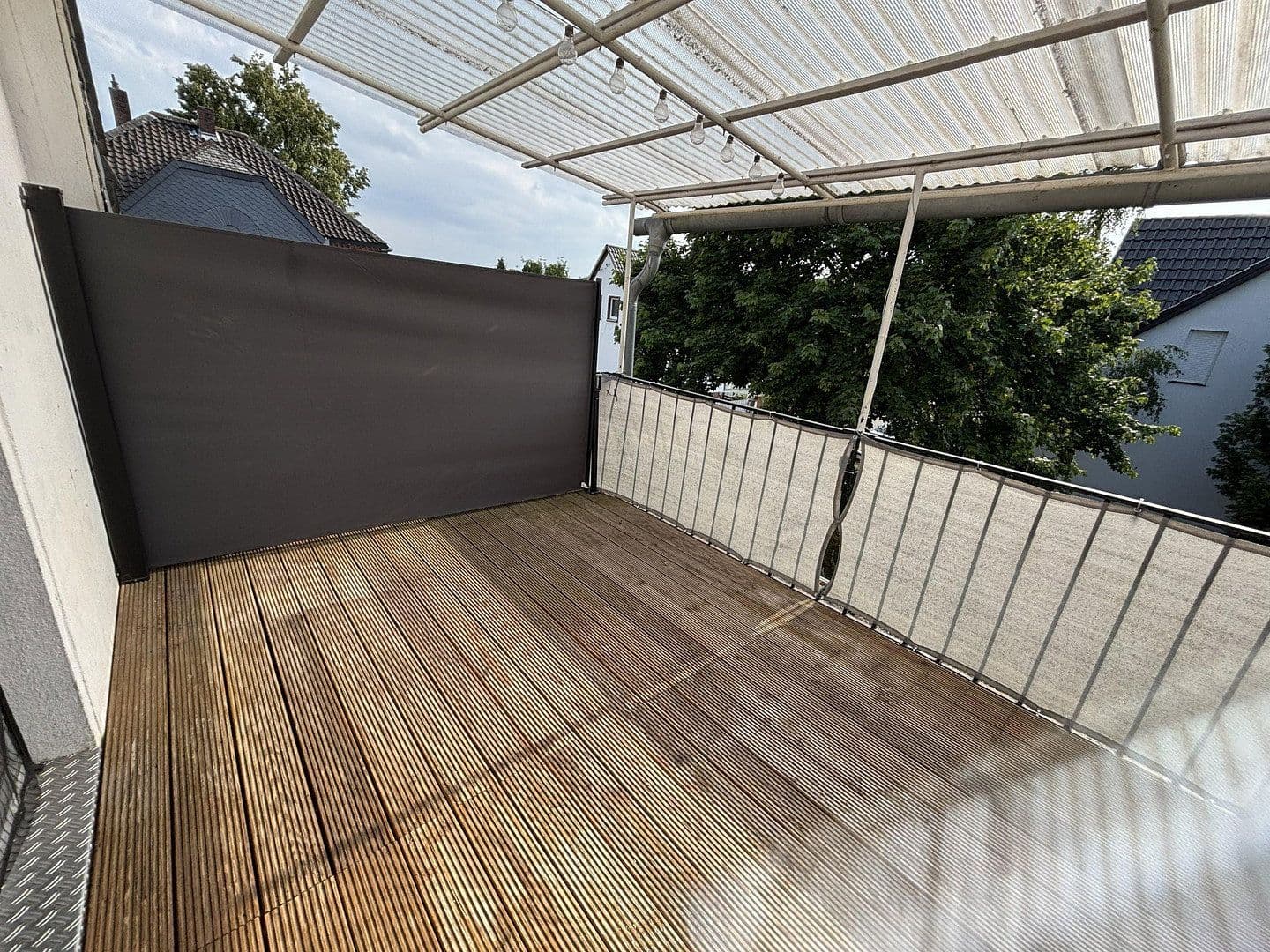 Pronájem bytu 3+1 90 m², Peine, Dolní Sasko Pronájem bytu 3+1 90 m², Peine, Dolní Sasko