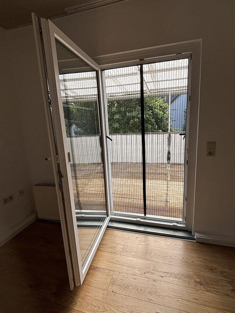 Pronájem bytu 3+1 90 m², Peine, Dolní Sasko Pronájem bytu 3+1 90 m², Peine, Dolní Sasko