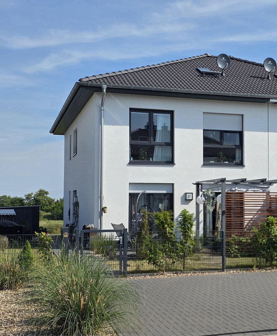 Pronájem domu 125 m², pozemek 337 m², Rehberge 27, Biederitz, Sasko-Anhaltsko Pronájem domu 125 m², pozemek 337 m², Rehberge 27, Biederitz, Sasko-Anhaltsko