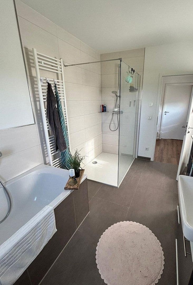 Pronájem domu 125 m², pozemek 337 m², Rehberge 27, Biederitz, Sasko-Anhaltsko Pronájem domu 125 m², pozemek 337 m², Rehberge 27, Biederitz, Sasko-Anhaltsko